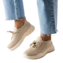 Beige sneakers med fleksibel overdel fra Gois