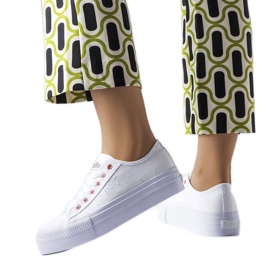 Lee Cooper LCW-22-31-0890L hvide sneakers