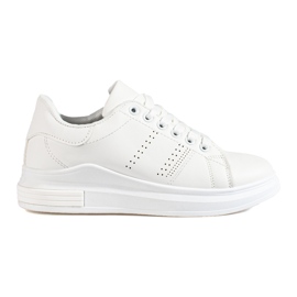 Hvide sportssko sneakers på Shelovet platformen