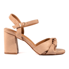 Vinceza bloksandaler i beige ruskind