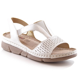 Evento Komfortable slip-on sandaler til kvinder med elastik Unisoft 5771 beige