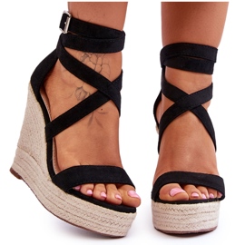 FJ1 Komfortable sandaler på en høj kile Sort Lemira