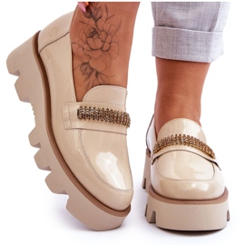 Moderigtige loafers på platformen med dekoration Laura Messi 2600 Beige