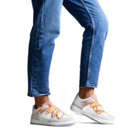 Aucoin grå sneakers med orange snørebånd hvid