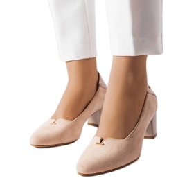 Beige elegante pumps fra Vinceza