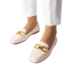 Beige mokkasiner med spænde fra Rousseau