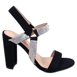 Sandaler på en stolpe med cubic zirconias Nikita Black sort