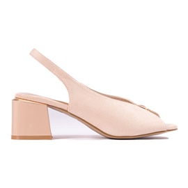 Beige elegante damesandaler i ruskind på Shelovet-stolpen