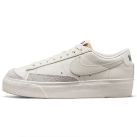 Nike Blazer Low Platform M DJ0292-105 sko hvid