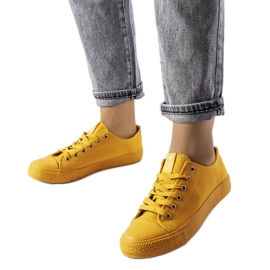 Gule tekstilsneakers fra Esmeaude