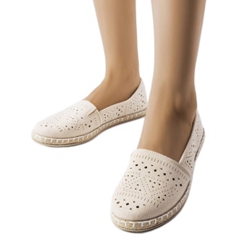 Beige gennembrudte espadriller fra Augusta