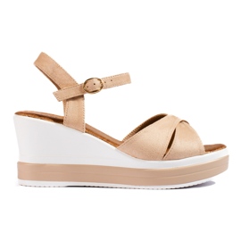 Beige Shelovet kilesandaler til kvinder