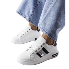 Sorte og hvide platformssneakers fra Sacaton