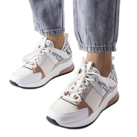 Venezia Hvide og lyserøde sneakers fra Vincez