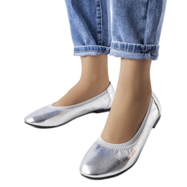 Sølv metallic ballerinaer fra Benson