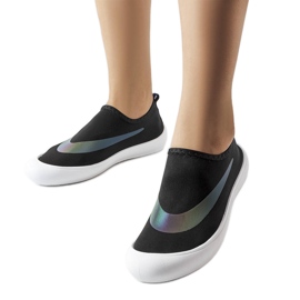Sorte elastiske sneakers fra Stover