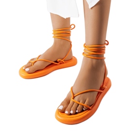 Orange sandaler med snøre fra Laurence