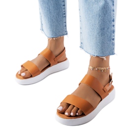Brune platformssandaler fra Isaac