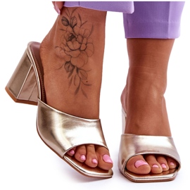 Klassiske flip-flops i læder til kvinder, metallisk guld gylden