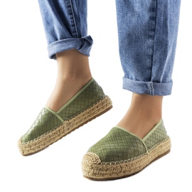 Grønne espadriller dekoreret med Geoffrey-prægning