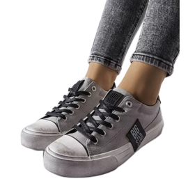 Grå sneakers med afskrabninger Big Star JJ274353