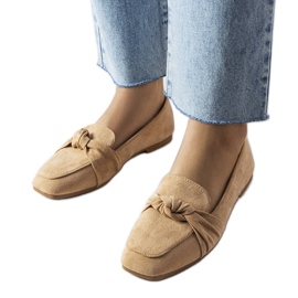 Beige mokkasiner fra Samika