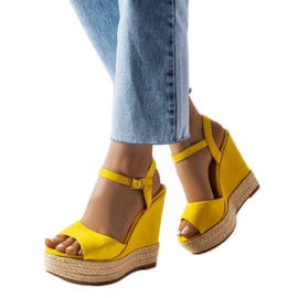 Gule kile-espadriller fra Inala