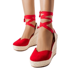 Røde kile-espadriller fra Adelinda