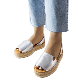 Sølv platform espadriller fra Sadbera