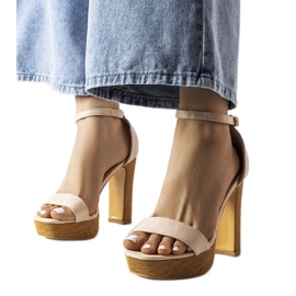 Inna Beige højhælede sandaler fra Selsa