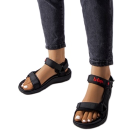 Sorte velcrosandaler fra Lee Cooper LCW-23-34-0961L