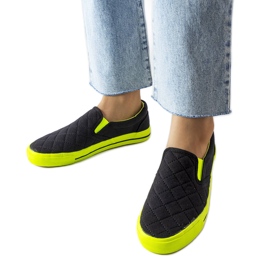 Sorte quiltede slip-on sneakers fra Balsamo