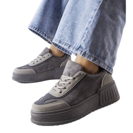 Grå platform sneakers fra Fabienne