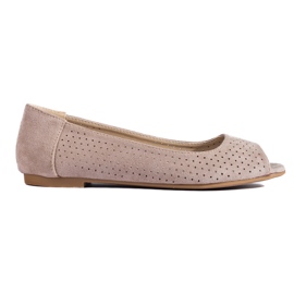 Kvinders beige gennembrudte ballerinaer Shelovet