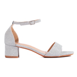 Elegante sølvglitter sandaler med lav hæl fra Shelovet
