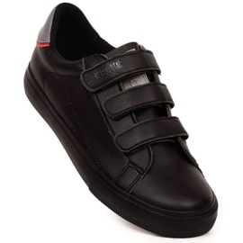Sneakers lavet af økologisk læder med Velcro Big Star W INT1843B sort