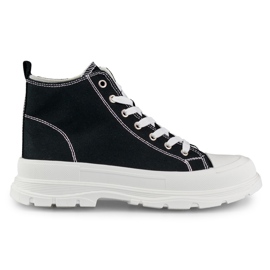 Sorte sneakers over anklen