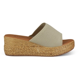 Komfortable beige wedge hjemmesko til kvinder