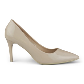 Lakerede beige pumps med høj hæl