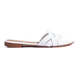 Shelovet hvide flettede flade sandaler