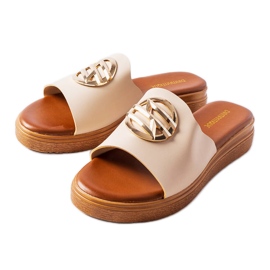 Beige platformsrutsjebaner fra Michelle
