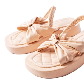 Beige platformssandaler fra Montagna
