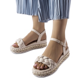 Beige platformssandaler fra Katrin grøn