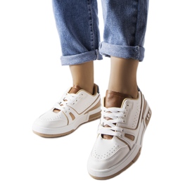 Hvide sneakers med beige indlæg fra Willson