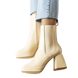 Beige chunky hæl støvler fra Watson