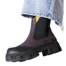Sorte og lilla slip-on støvler fra Sibyla violet