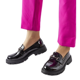 Inna Sorte patent loafers med Cantú rhinsten