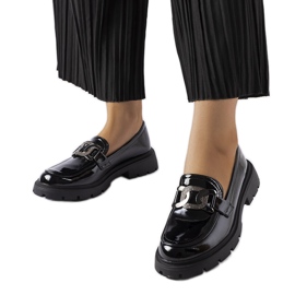 Inna Sorte patent loafers med rhinestones fra Pineda