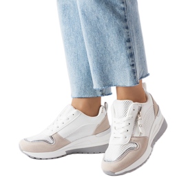 Inna Hvide wedge sneakers fra Fastello