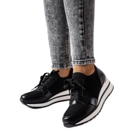 Inna Sorte wedge sneakers fra Bellante